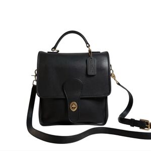 Coach Vintage Leather Station Bag Turnlock Brass Hardware EUC